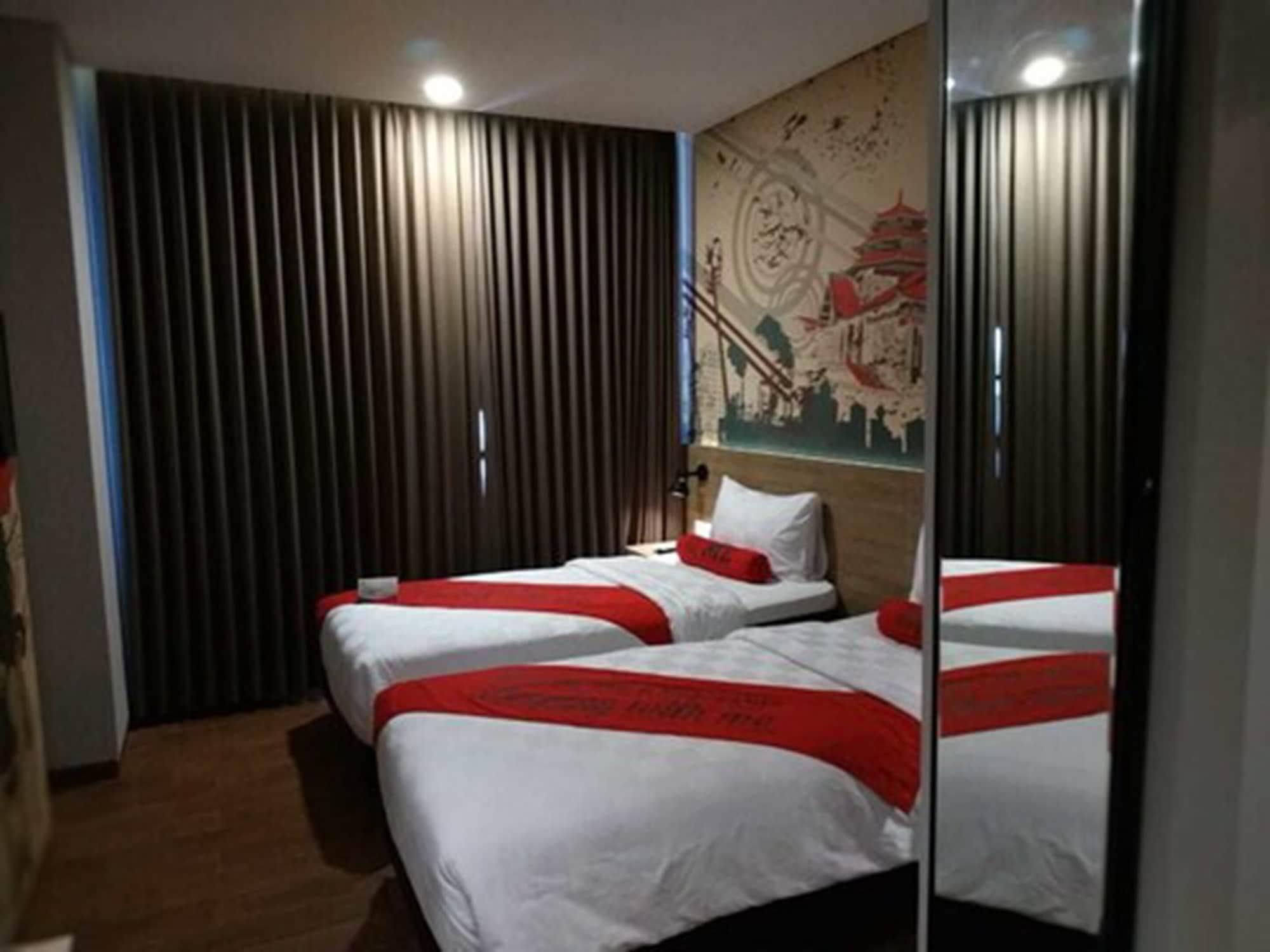 Hotel Dafam Fortuna Jember Exs Meotel Jembel Exterior foto