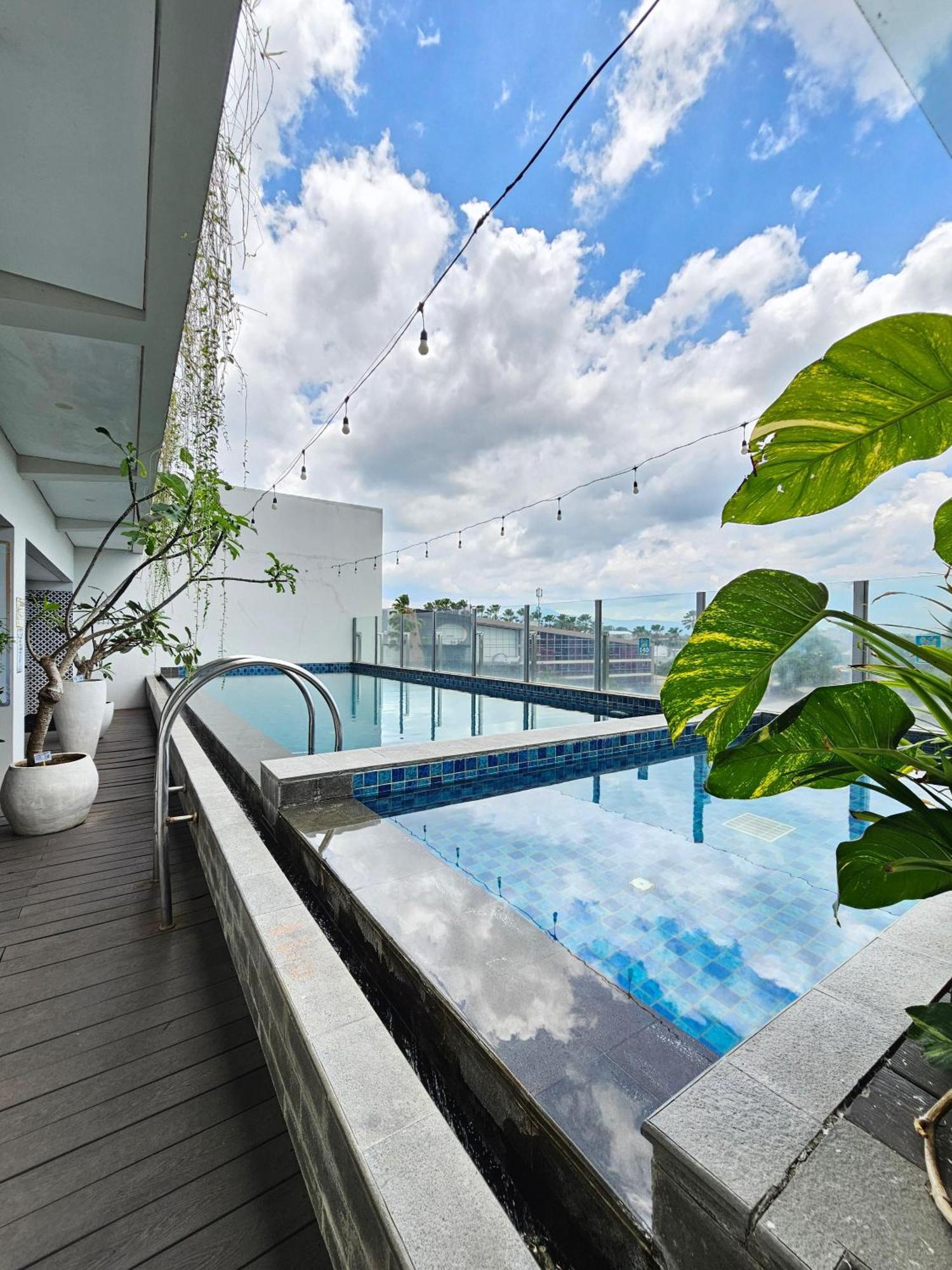 Hotel Dafam Fortuna Jember Exs Meotel Jembel Exterior foto
